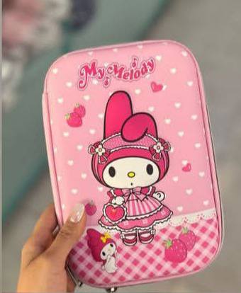 جامدادی طرح دار کارتونی